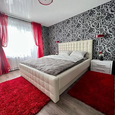 Relax. Просторі Та Затишні Апартаменти Ternopil Eksteriør bilde