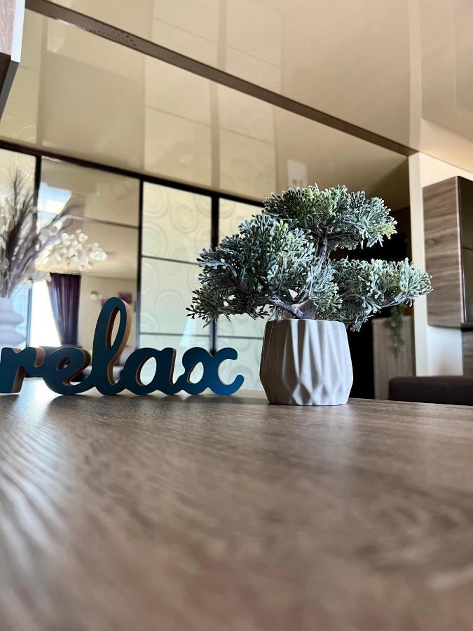 Relax. Просторі Та Затишні Апартаменти Ternopil Eksteriør bilde